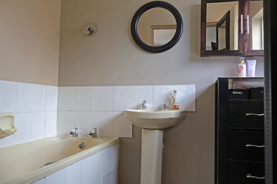 4 Bedroom Property for Sale in Retreat Western Cape